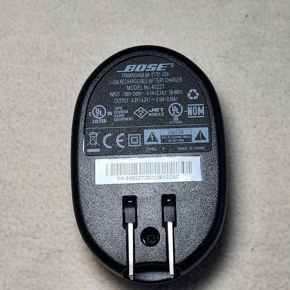 Genuine BOSE #40227  #40229  Battery Charger for QC3 Quiet Comfort 3 Headphones